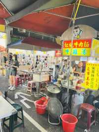 🏮 Raohe Street Night Market – A Flavor-Packed Night in Taipei 🌙🍢