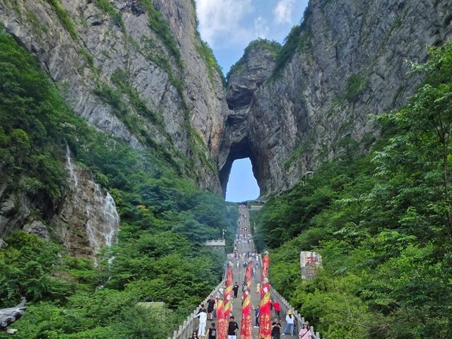 Which is your favourite mountain in China? 🏔⛰️