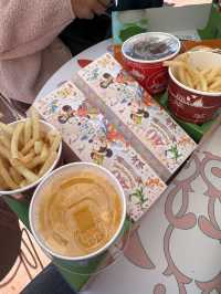 โตเกียวดิสนีย์แลนด์ กินอะไรดี 