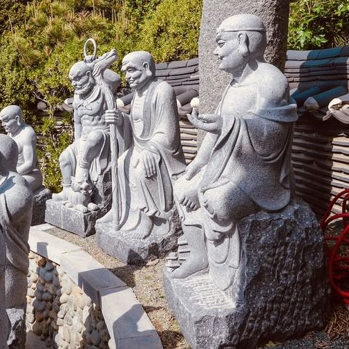 Haedong Yonggungsa: Busan’s Coastal Temple Sanctuary – A Solo Traveler’s Spiritual Escape"** 🌊🏯  