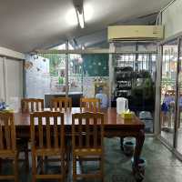 ครัวป้าไก่ 🏡 ร้านบ้านๆ แต่รสชาติไม่ธรรมดา!