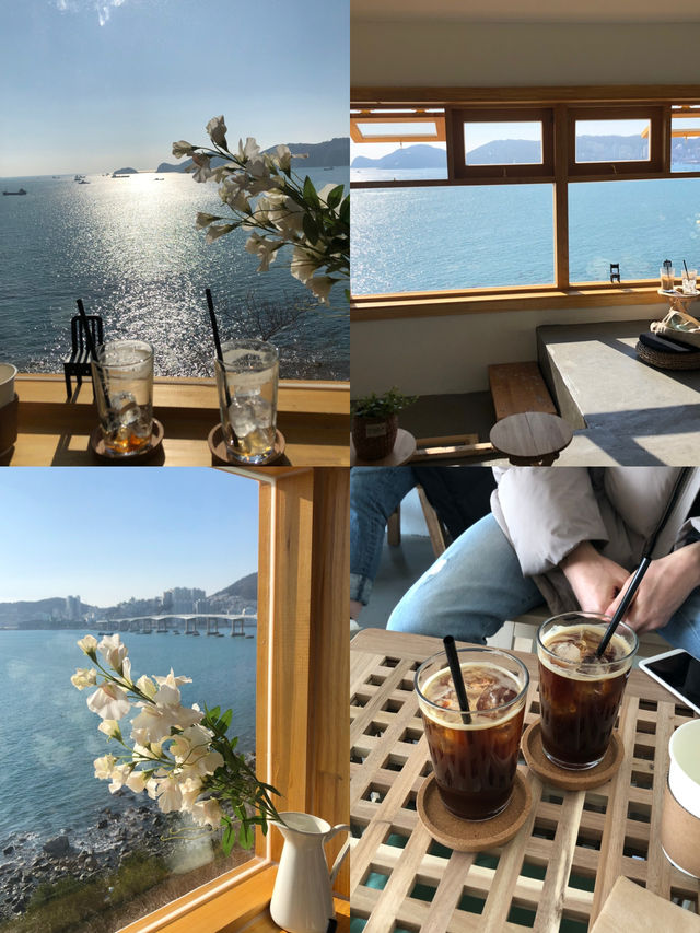 🎨 감성 가득 복층 공간, 영도 흰여울문화마을카페 캔버스다락