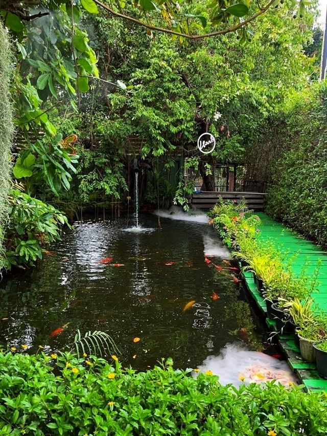 คาเฟ่แนวกรีนซีซั่น