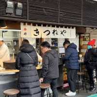 【東京/築地🇯🇵】ホルモン好きにはたまらない💛きつねや