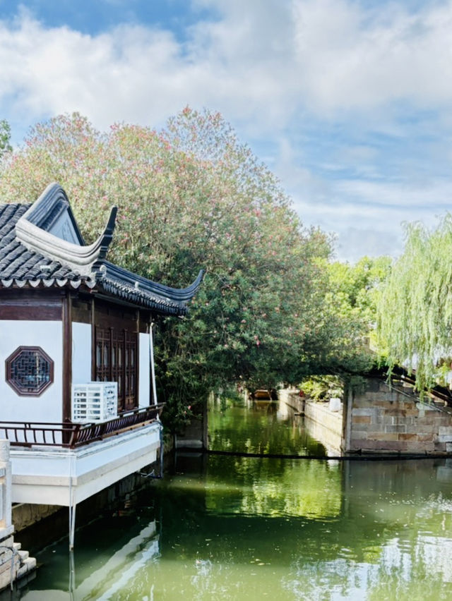 A Journey Through Zhujiajiao's Historical Heart