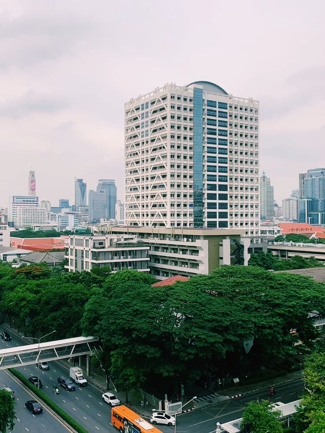 ✨Amazing City Views from here✨Check it out! 