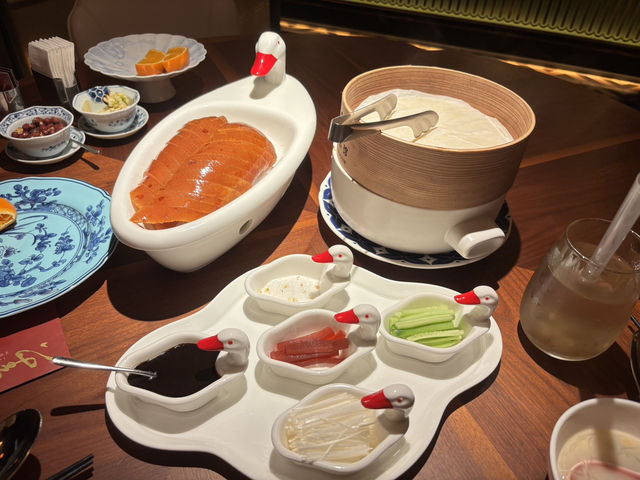  🍗【深圳烤鴨界低調王者！「喜公館·烤鴨」卓悅中心店～皮脆肉嫩還會爆汁！】🍗