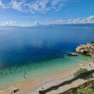 หาด Sablićevo - สถานที่หลบหนีริมทะเลอันเก่าแก่ของ Rijeka