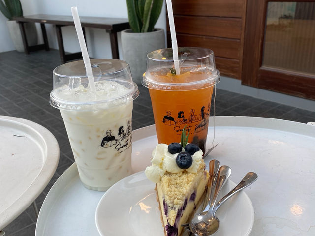 Sweets Dream Bake Room & Dessert Cafe Sweets Dream Bake Room & Dessert Cafe
