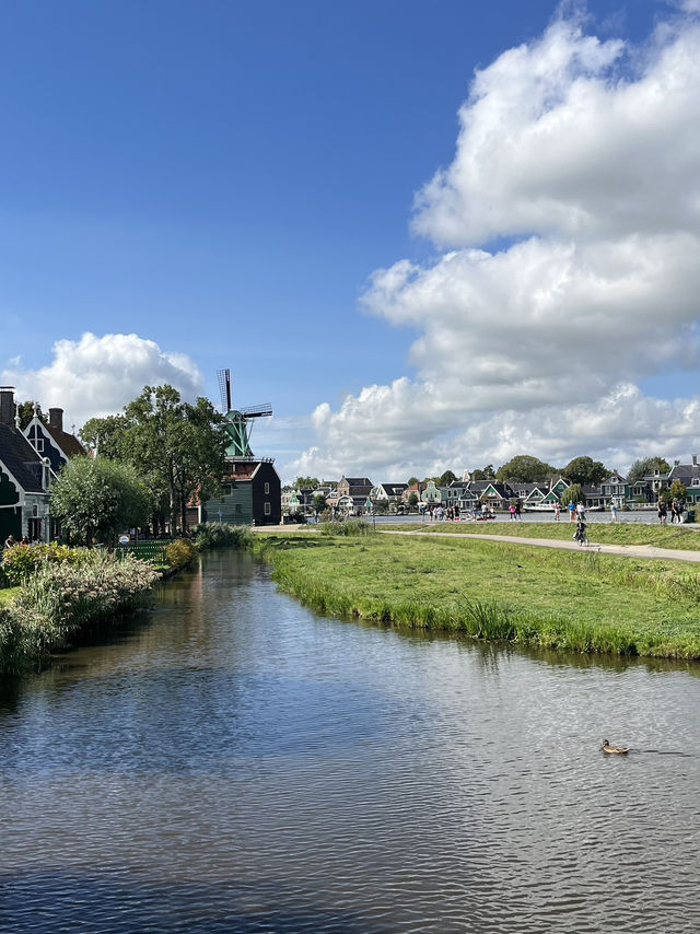 🌿 A Timeless Windmill Village: Zaanse Schans Adventure 