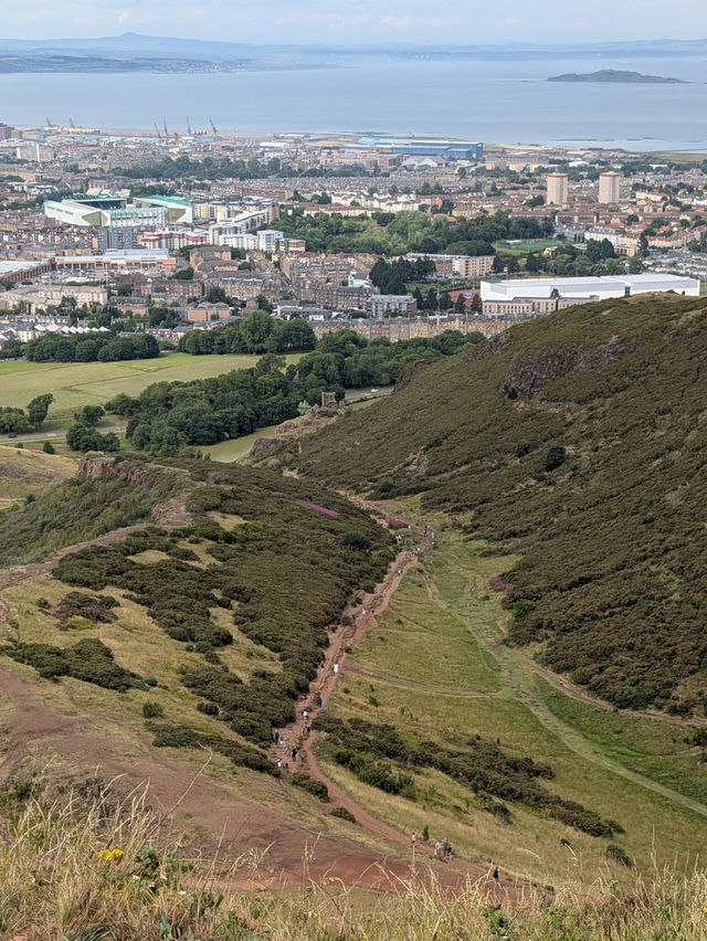 Conquering Arthur’s Seat : Edinburgh’s Natural Gem