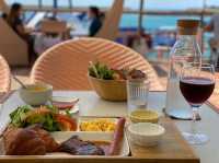 【沖縄•北谷】目の前は海！絶景で超絶美味しい和牛カフェ🐄💛