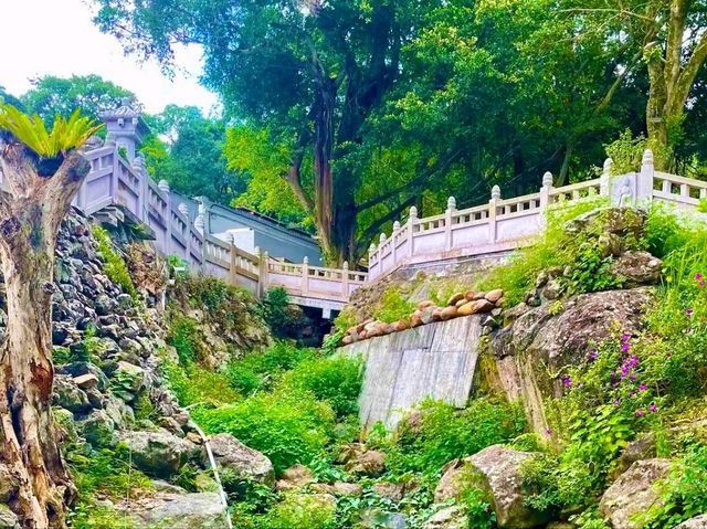 Ling Wan Monastery, Kwun Yam Shan – A Mountain Haven of Peace Ling Wan Monastery, Kwun Yam Shan – A Mountain Haven of Peace