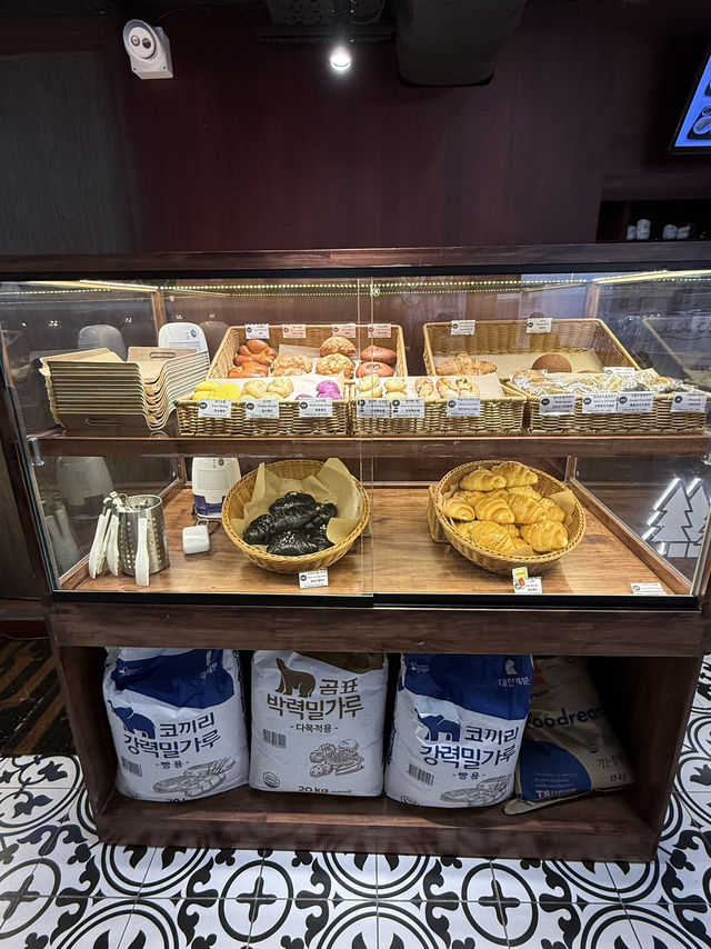 尖沙咀性價比人氣爆燈Cafe之選  