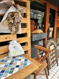 北野の坂の途中で香ばしい香りに誘われて🥐✨