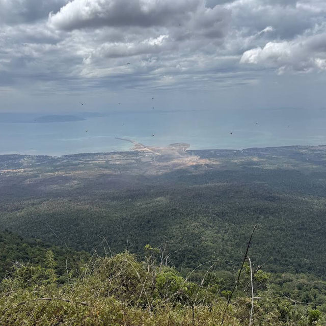 Preah Monivong Bokor National Park ឧទ្យានជាតិព្រះមុនីវង្ស បូ Preah Monivong Bokor National Park ឧទ្យានជាតិព្រះមុនីវង្ស បូ