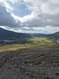 🌋 “지구의 심장을 눈앞에서 보다 – 아소산 나카다케 화구”