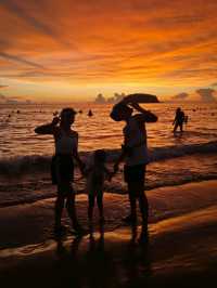 가족들이 사랑할 수밖에 없는 푸켓의 조용한 해변