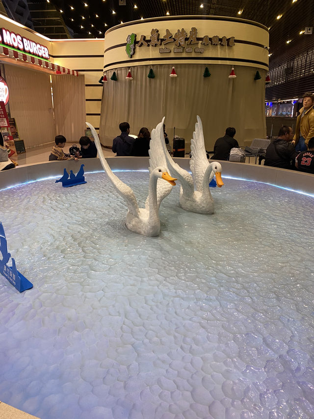 台灣桃園|走進繪本世界的瞬間 桃園機場旅人廣場太夢幻 必拍打卡點大公開 台灣桃園|走進繪本世界的瞬間 桃園機場旅人廣場太夢幻 必拍打卡點大公開