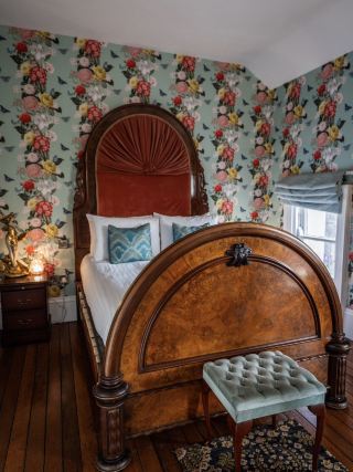 Великолепный номер в литературном стиле в Ирландии