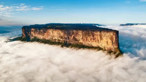 委內瑞拉羅賴馬山🇻🇪－雲端之上的失落世界 — traveler post in 蓋亞那