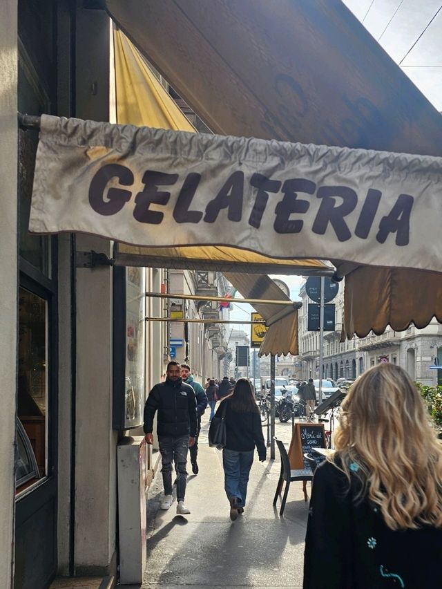 The Fashion City : MILANO 