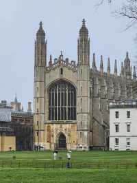 Punts, Poems, and Perfect Views: A Day in Cambridge