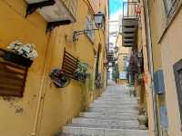 Agrigento’s Rich History: Tips & Tricks to Explore 🏛️🌄