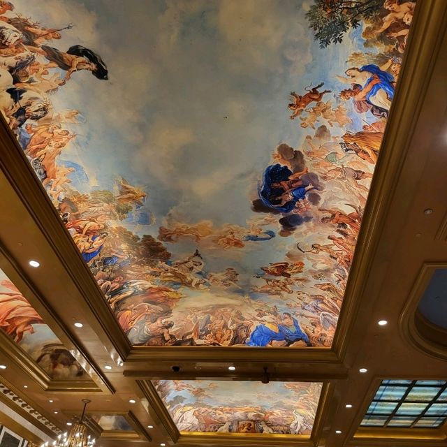 🇫🇷✨ A Slice of Paris in the Heart of Macao — The Parisian Experience Awaits! 🗼💫 🇫🇷✨ A Slice of Paris in the Heart of Macao — The Parisian Experience Awaits! 🗼💫