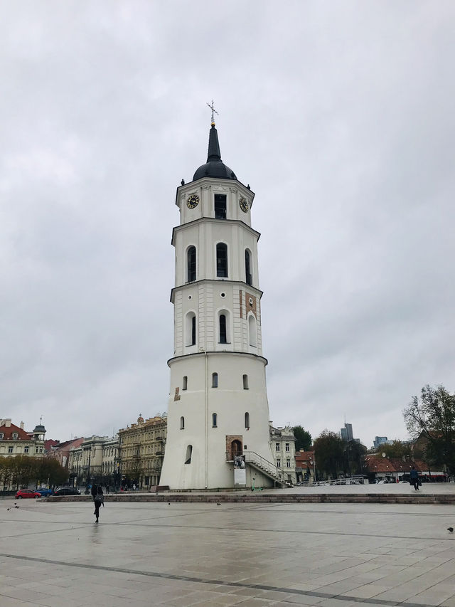 Rolling through Vilnius for a weekend? Here’s how to hit the must-see highlights! Rolling through Vilnius for a weekend? Here’s how to hit the must-see highlights!