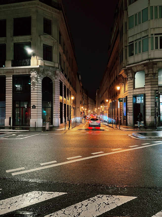 Paris After Dark: Where the Lights Write Their Own Story 🇫🇷