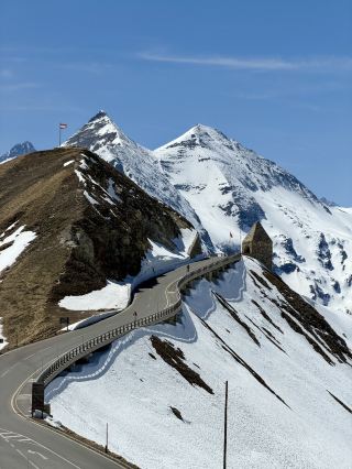 ขับรถเที่ยวบนหนึ่งในเส้นทางที่สวยงามอลังการที่สุดในยุโรป: Großglockner High Alpine Road