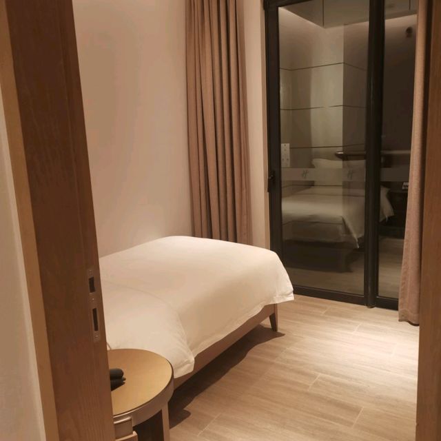 亞龍灣星華套房假日酒店