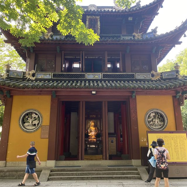 Discover Jingci Temple in Hangzhou