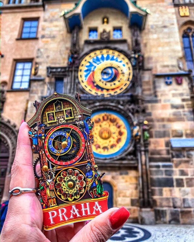 🇨🇿 15 things to do in Prague ❤️🛩️
(⬇️ Save for Later)