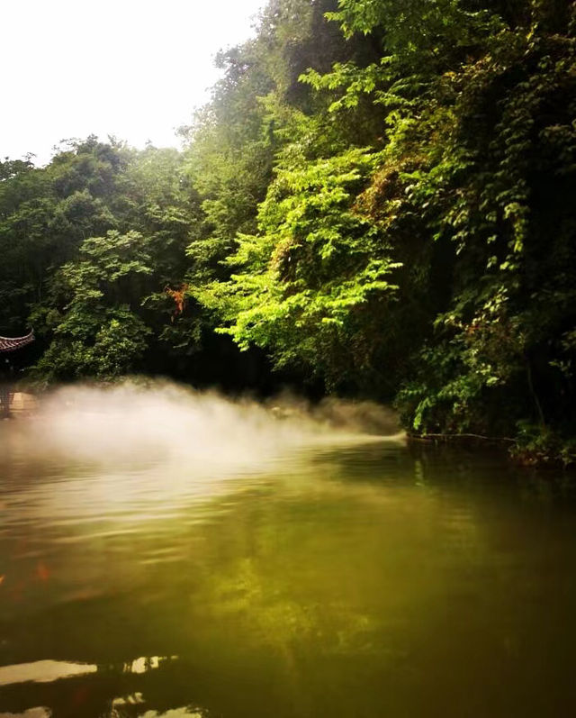 垂雲通天河-一個溶洞夏季夜遊的絕佳4A景區