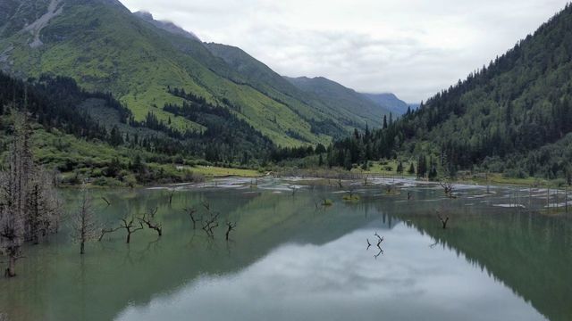 天然氧吧，最低調的聖山