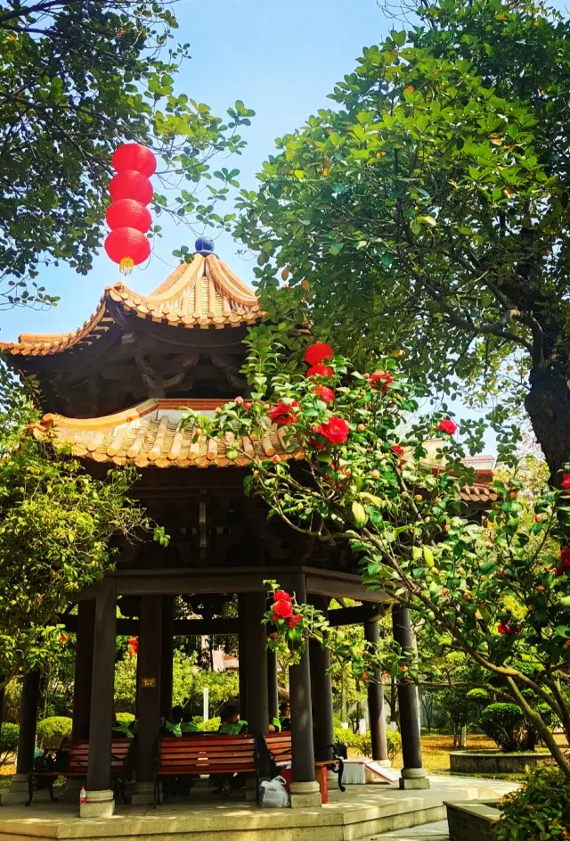 Promise me that the next time you come to Guangzhou, you must visit the thousand-year-old Nanhai God Temple
