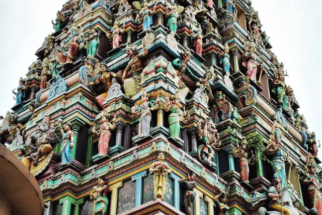 【Kuala Lumpur】Step into the grand and tranquil Sri Mahamariamman Temple