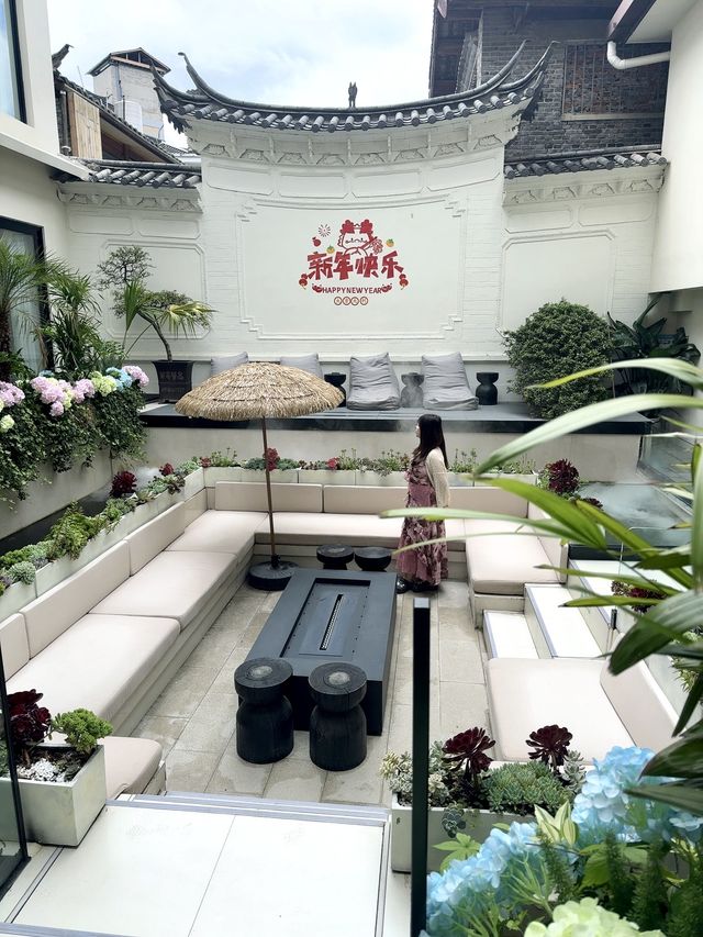 麗江古城旁邊的絕美ins風民宿酒店