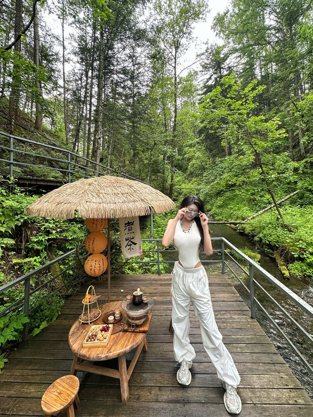 長白山｜徒步穿越峽谷溯溪 圍爐煮茶