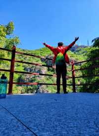 朝陽鳳凰山 倒坐觀音洞