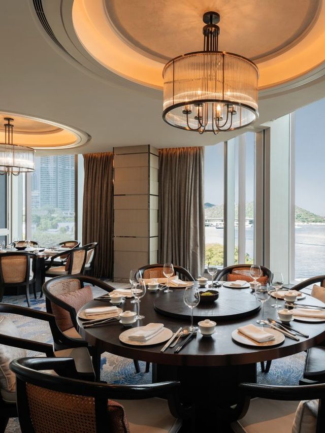 🌟 Hong Kong's Hidden Gem: Sheraton Tung Chung 🏨✨