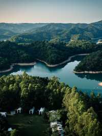 🏰✨ Guangzhou's Hidden Gem: Dragon Lake King Hotel 🌟