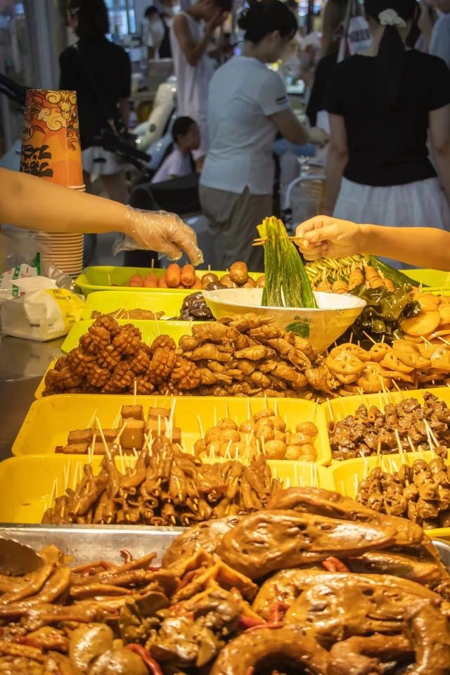 中國睡得最晚的美食大城，越夜越好吃！