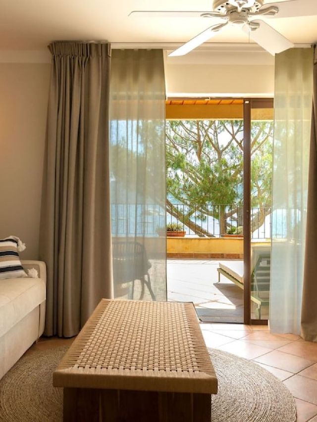 🌟🏨 Porto-Vecchio Picks: Top Stays with Stunning Views 🌅