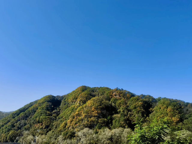 俯瞰壯闊山河，領略歷史遺韻——五女山的巔峰之旅