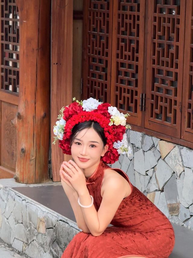 Girls！來苗寨當一回哈妮公主吧！|||。