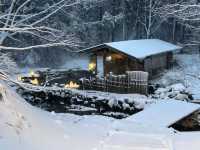 Achieving the Goal of Soaking in an Outdoor Hot Spring Amidst Heavy Snow - Akita Kaniyu Onsen