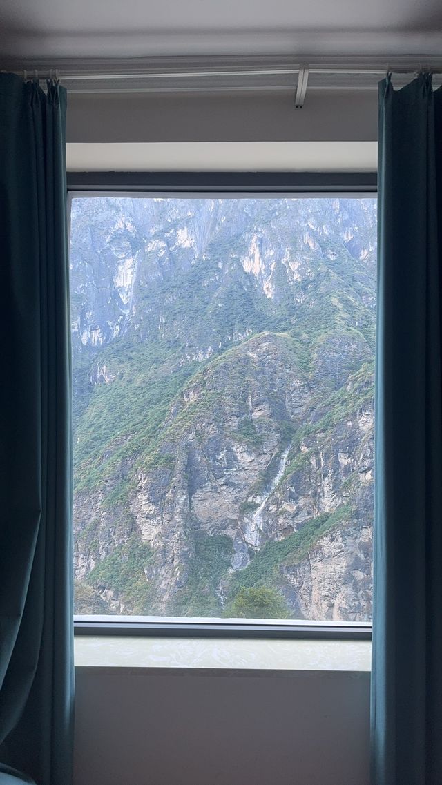 雲南｜虎跳峽中峽國際青旅 Tinas 很不錯，想感受青旅氛圍！